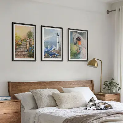 Conjunto de quadros decorativos modernos com estampa de farol, paisagem e cavalo