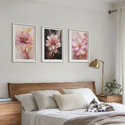 Composição de quadros moderna com arranjo de rosas brancas
