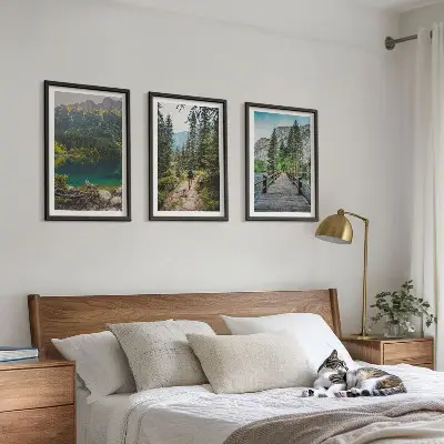 Conjunto de quadros para sala de estar com temática de montanhas, lagos, florestas e trilhas