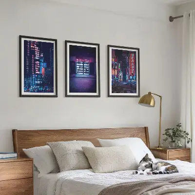 Conjunto de quadros para sala de estar estampa de entrada de néon da cidade noturna