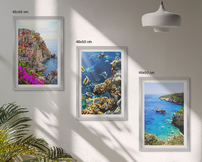 Conjunto de 3 quadros com moldura Vistas para o mar, casas coloridas