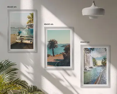 Composição de quadros moderna com estética de cachoeira e palmeiras em férias