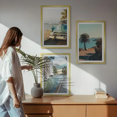 Composição de quadros moderna com estética de cachoeira e palmeiras em férias