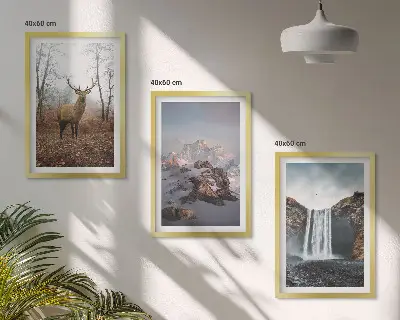 Conjunto de 3 quadros com moldura de paisagens montanhosas selvagens