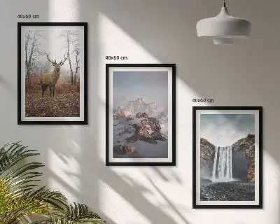 Conjunto de 3 quadros com moldura de paisagens montanhosas selvagens