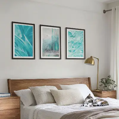 Conjunto de quadros para sala de estar com padrões abstratos em tons de azul