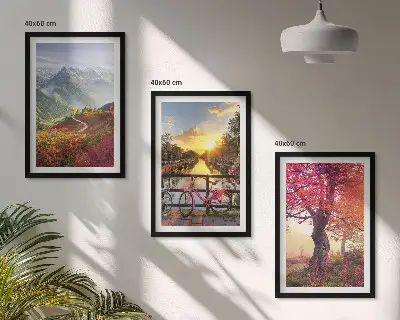 Conjunto de quadros para sala de estar com paisagens de montanha vistas de bicicleta