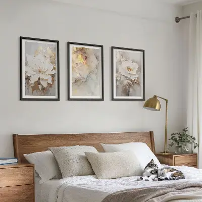 Composição de quadros moderna com fundo abstrato de flores brilhantes