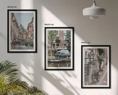 Conjunto de quadros para sala de estar com vistas da cidade e edifícios