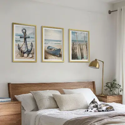 Conjunto de quadros decorativos modernos com tema de âncora, barco, remos e praia