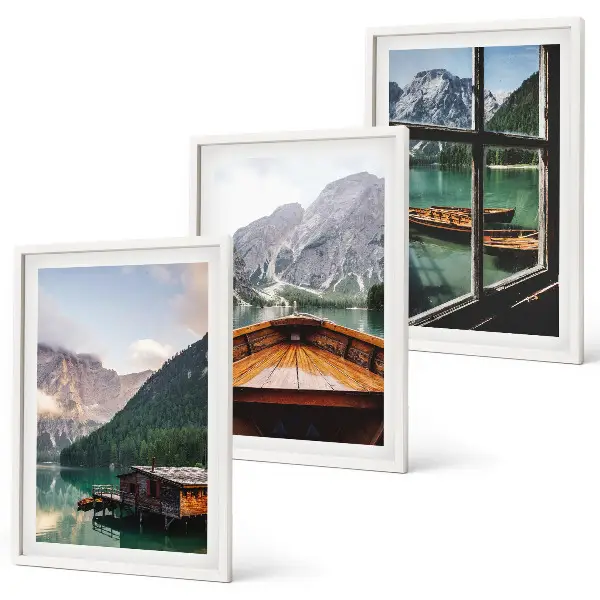 Composição de quadros moderna paisagem de casas de campo em lago de montanha