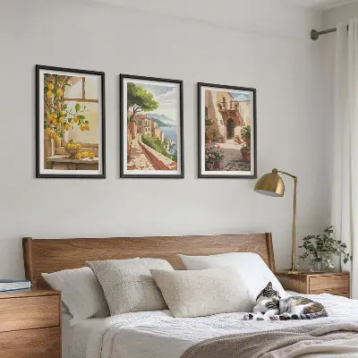 Conjunto de 3 quadros com moldura estampa de frutas cítricas em cozinha de cidade litorânea