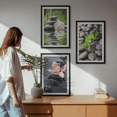 Conjunto de quadros para sala de estar com composição zen serena de flores e água