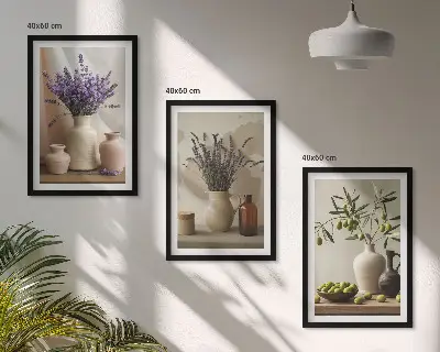 Conjunto de quadros decorativos modernos com vasos de flores de lavanda e azeitonas