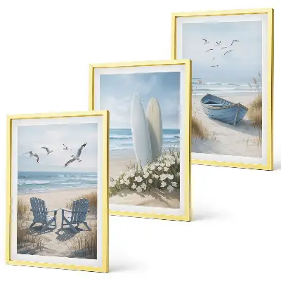 Conjunto de quadros para sala de estar com estampas de pranchas de surfe e pássaros na praia