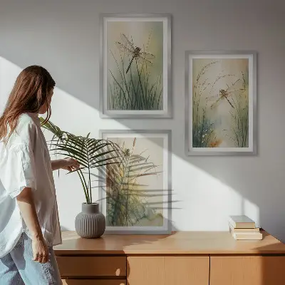 Conjunto de quadros moderno grama e libélula sobre a água