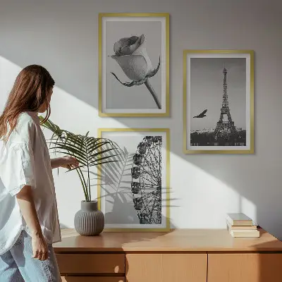 Composição de quadros moderna com a Torre Eiffel e roda-gigante estilo rosa
