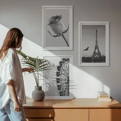 Composição de quadros moderna com a Torre Eiffel e roda-gigante estilo rosa
