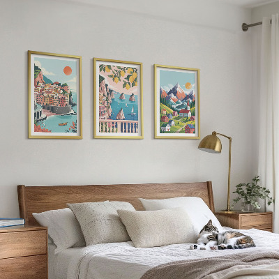 Conjunto de 3 quadros com moldura Montanhas e cidades coloridas