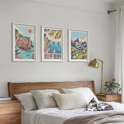 Conjunto de 3 quadros com moldura Montanhas e cidades coloridas