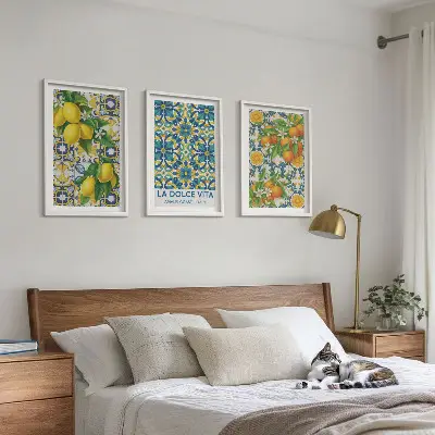 Conjunto de 3 quadros com moldura com estampa de limões, laranjas e flores da Itália