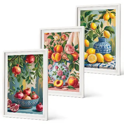Conjunto de 3 quadros com moldura com a composição dos frutos da romã