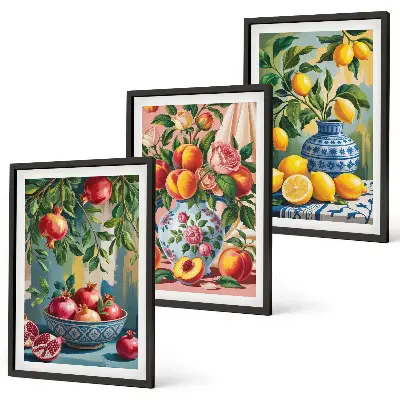 Conjunto de 3 quadros com moldura com a composição dos frutos da romã