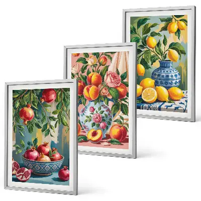 Conjunto de 3 quadros com moldura com a composição dos frutos da romã