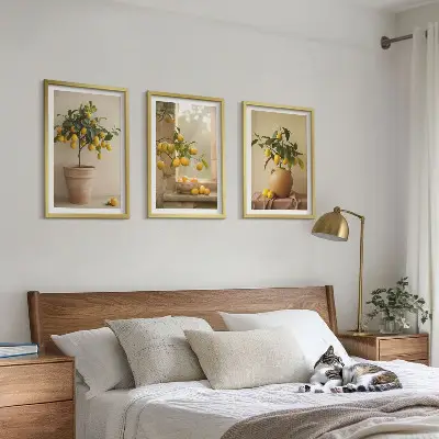 Conjunto de quadros com limoeiros em vasos estilo moderno