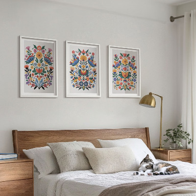 Conjunto de 3 quadros com moldura Estampas florais em cores intensas