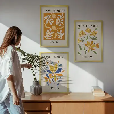 Composição de quadros moderna com cartazes de estilo floral Paris Milão Londres