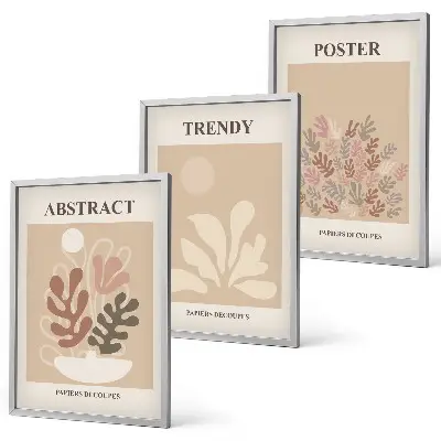 Conjunto de 3 quadros com moldura com motivos vegetais em tons de bege e marrom