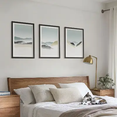 Composição de quadros moderna com montanhas minimalistas em tons pastel