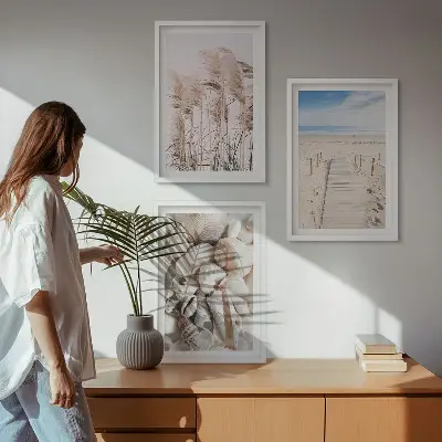 Composição de quadros moderna com conchas de praia e ervas marinhas