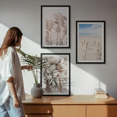 Composição de quadros moderna com conchas de praia e ervas marinhas