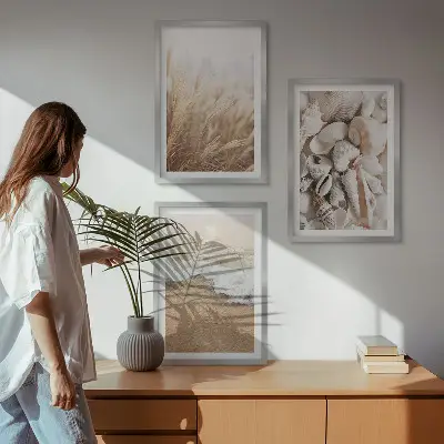 Conjunto de quadros para sala de estar com motivos de praia, conchas e ondas