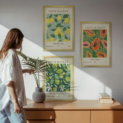 Conjunto de 3 quadros com moldura com padrões frutados de limão e mamão