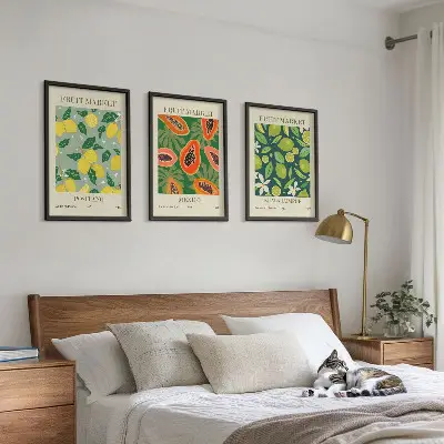 Conjunto de 3 quadros com moldura com padrões frutados de limão e mamão