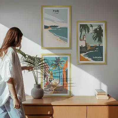 Conjunto de 3 quadros com moldura de praias tropicais e palmeiras