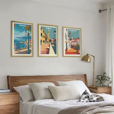 Conjunto de quadros para sala de estar com ilustrações retrô de cidades