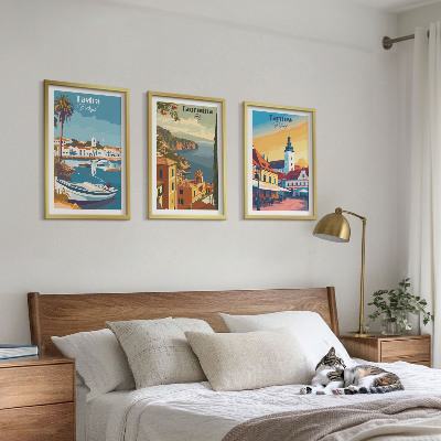 Conjunto de 3 quadros com moldura Vistas de cidades costeiras