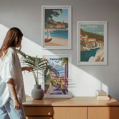 Conjunto de quadros para sala de estar com ilustrações de cidades litorâneas
