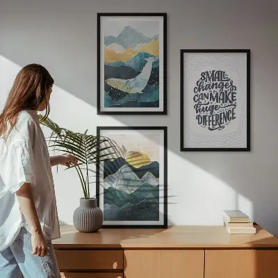 Conjunto de 3 quadros com moldura com inspiração abstrata de montanhas