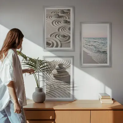 Conjunto de 3 quadros com moldura estampa de ondas, areia, água e pedras na praia