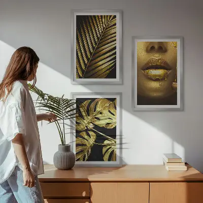 Conjunto de quadros decorativos modernos estampa de boca de mulher com folhagem de costela de adão