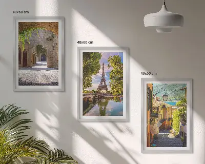 Conjunto de 3 quadros com moldura estampa de ruas com arquitetura Eiffel