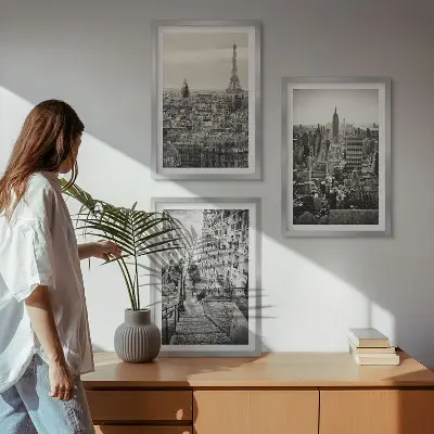 Conjunto de 3 quadros com moldura vistas de Paris e Nova York com escadas