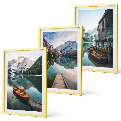 Conjunto de 3 quadros com moldura Lago, montanhas, barcos, chalé