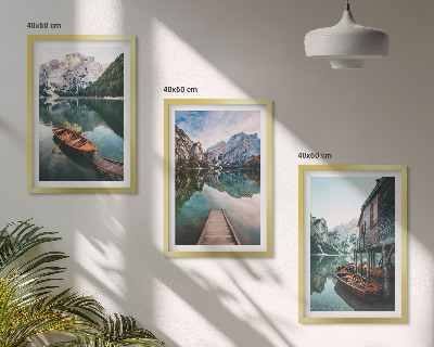 Conjunto de 3 quadros com moldura Lago, montanhas, barcos, chalé