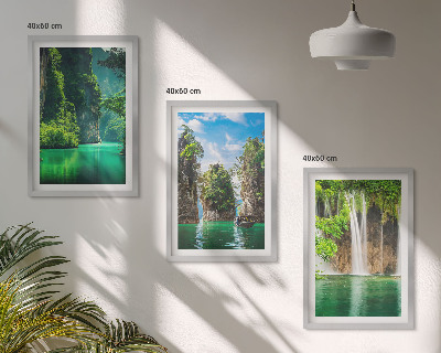 Composição de quadros moderna Paisagens verdes com cachoeiras